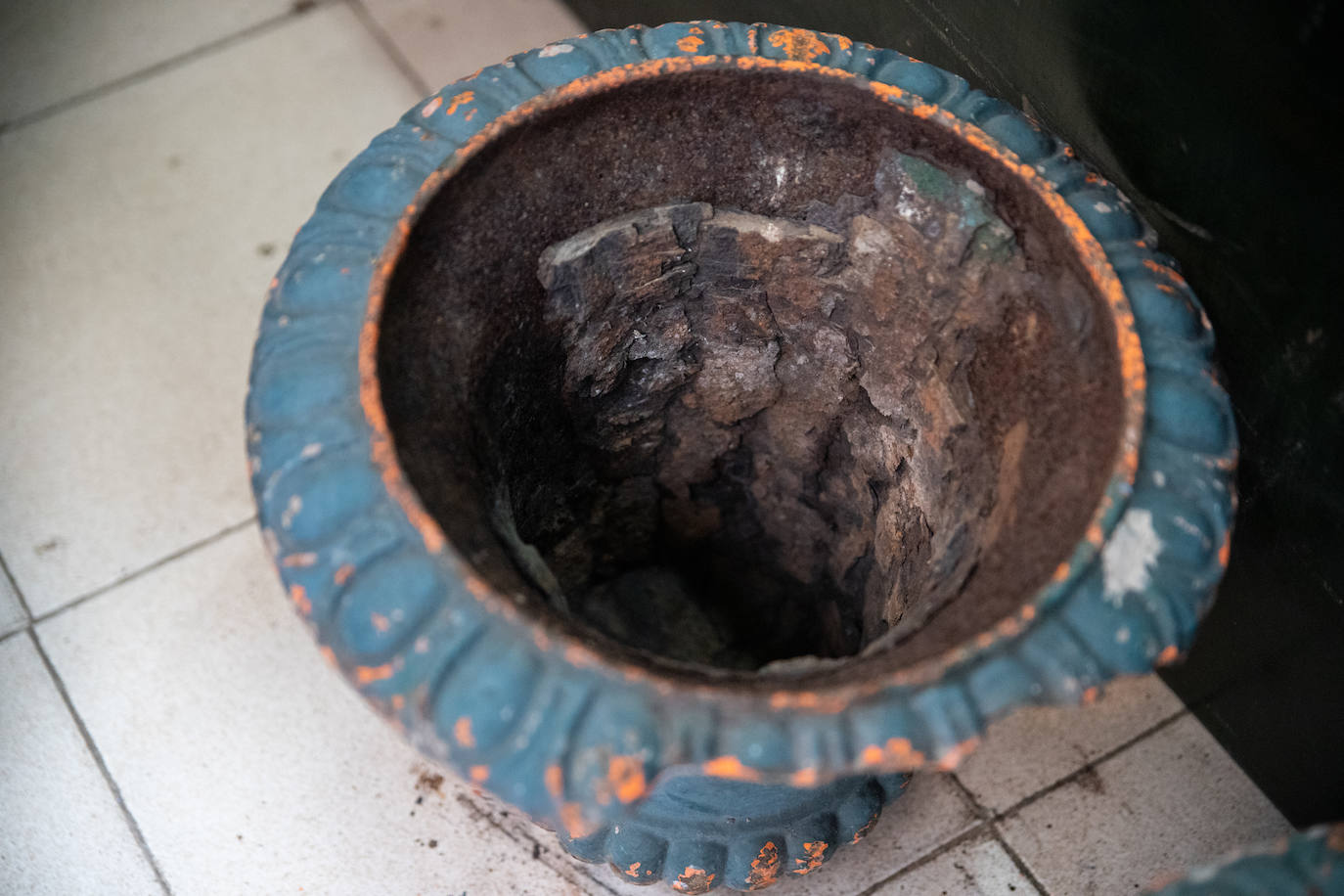 Fotos: Los &#039;tesoros&#039; de Souhail: la tienda de Bilbao la Vieja en la que rescata antigüedades