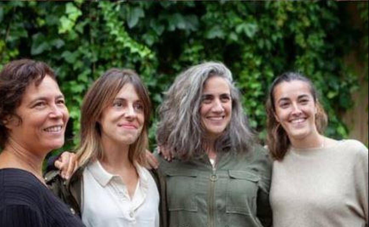 Valérie Delpierre, Esti Urresola, Lara Izagirre y Garazi Elorza forman parte del equipo de la película. 