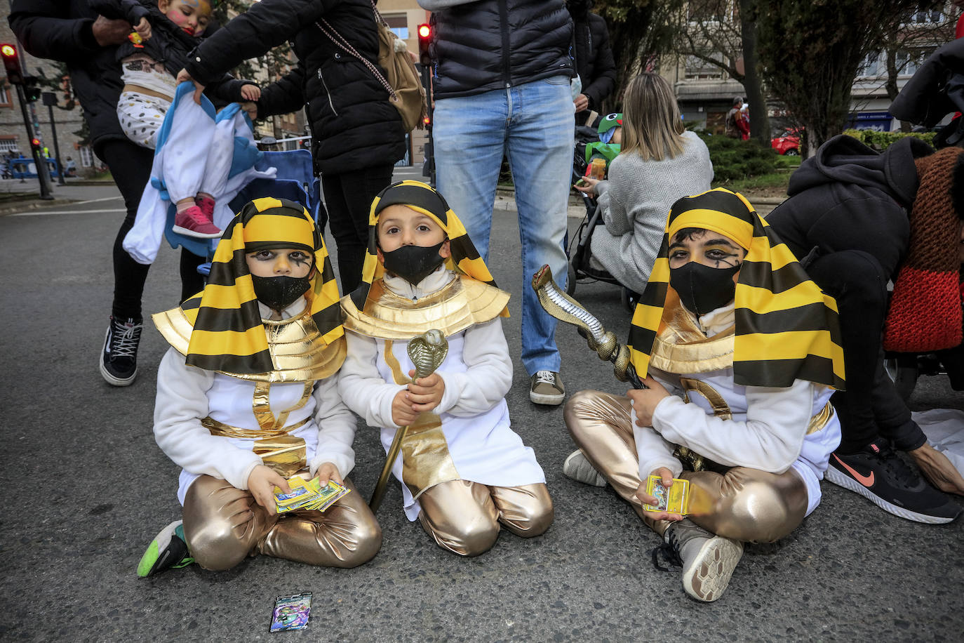 Fotos: Búscate en las fotos del desfile de comparsas del Carnaval
