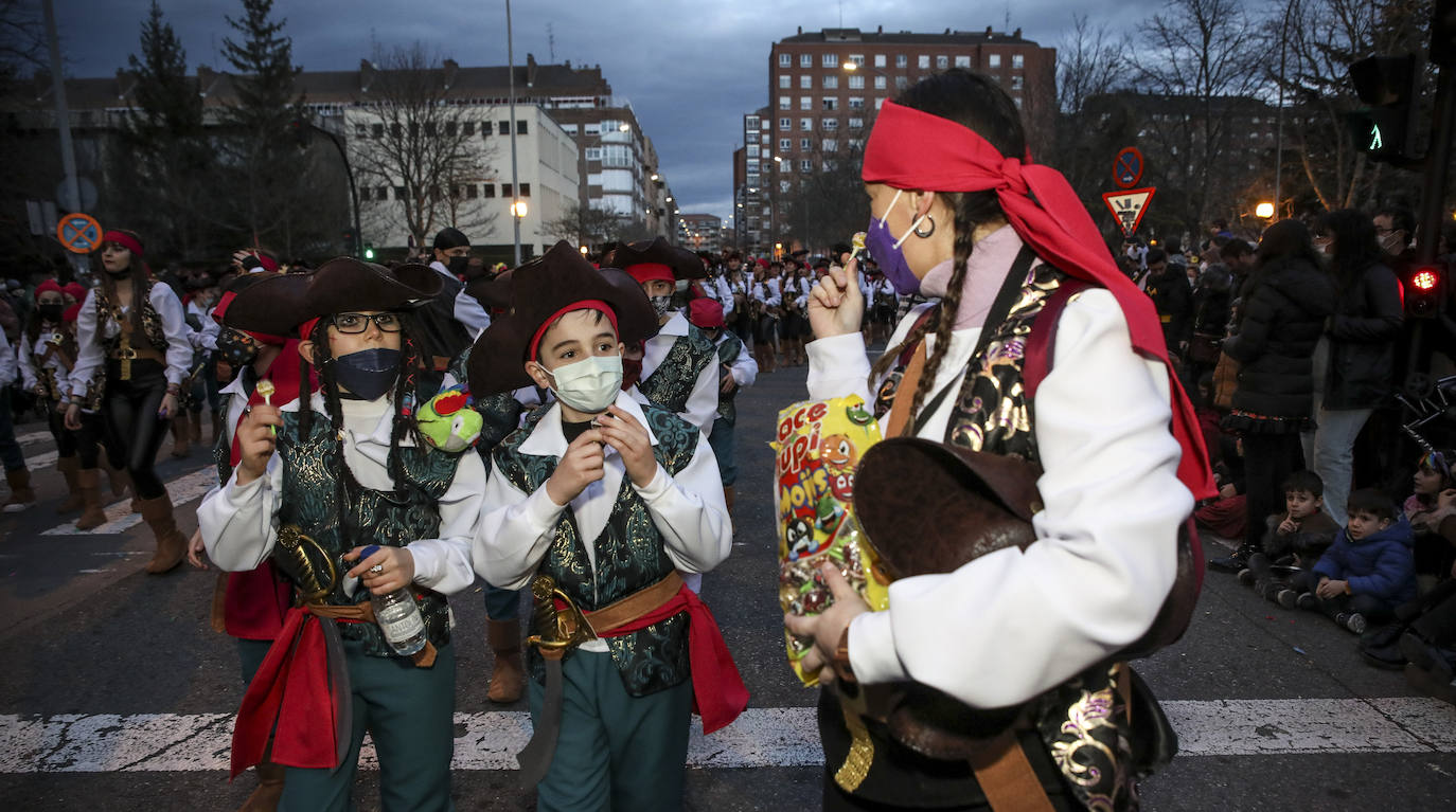 Fotos: Búscate en las fotos del desfile de comparsas del Carnaval