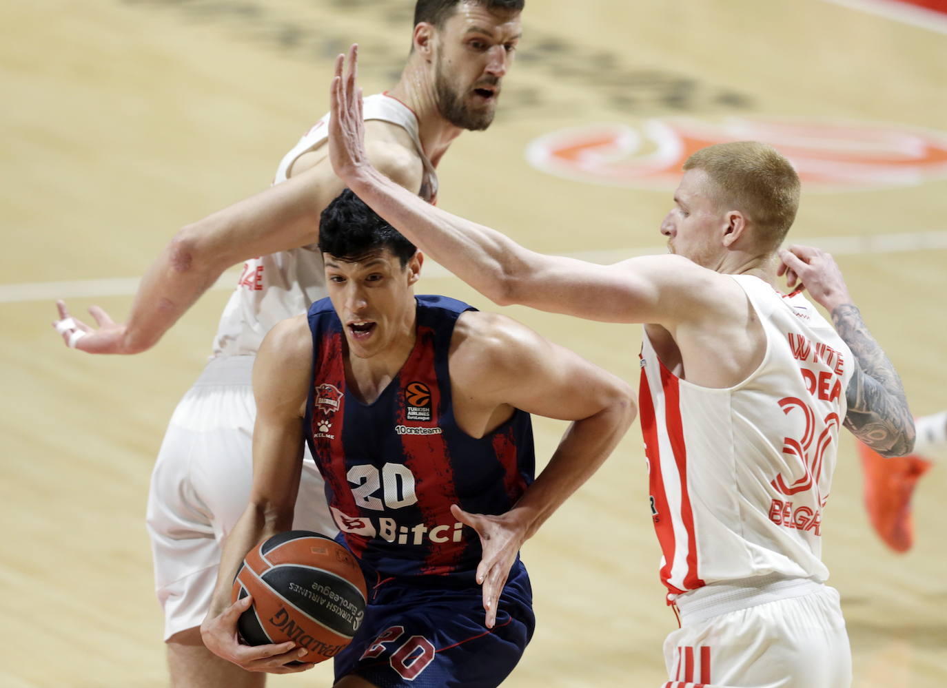 Fotos: Estrella Roja - Baskonia, en imágenes