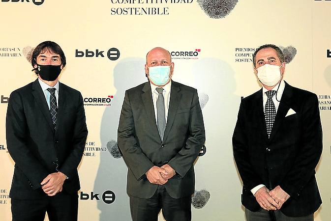 Alex Bidetxea, Asier Atutxa y Mikel Arieta-Araunabeña.