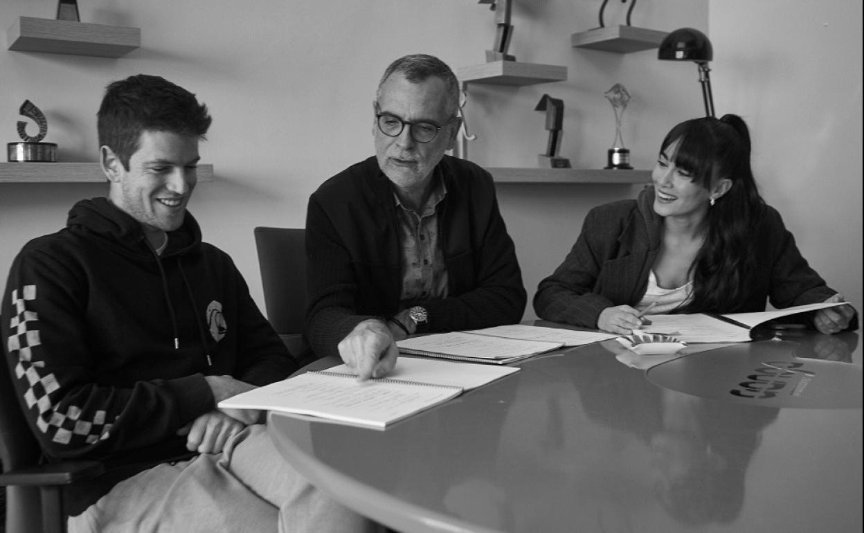 Miguel Bernardeau y Aitana.