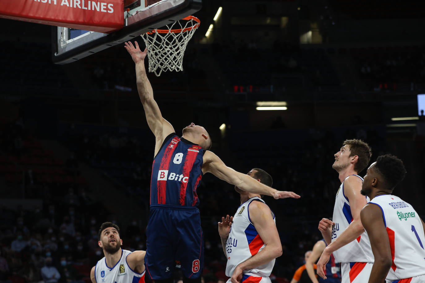 Fotos: Las mejores imágenes del Baskonia - Efes