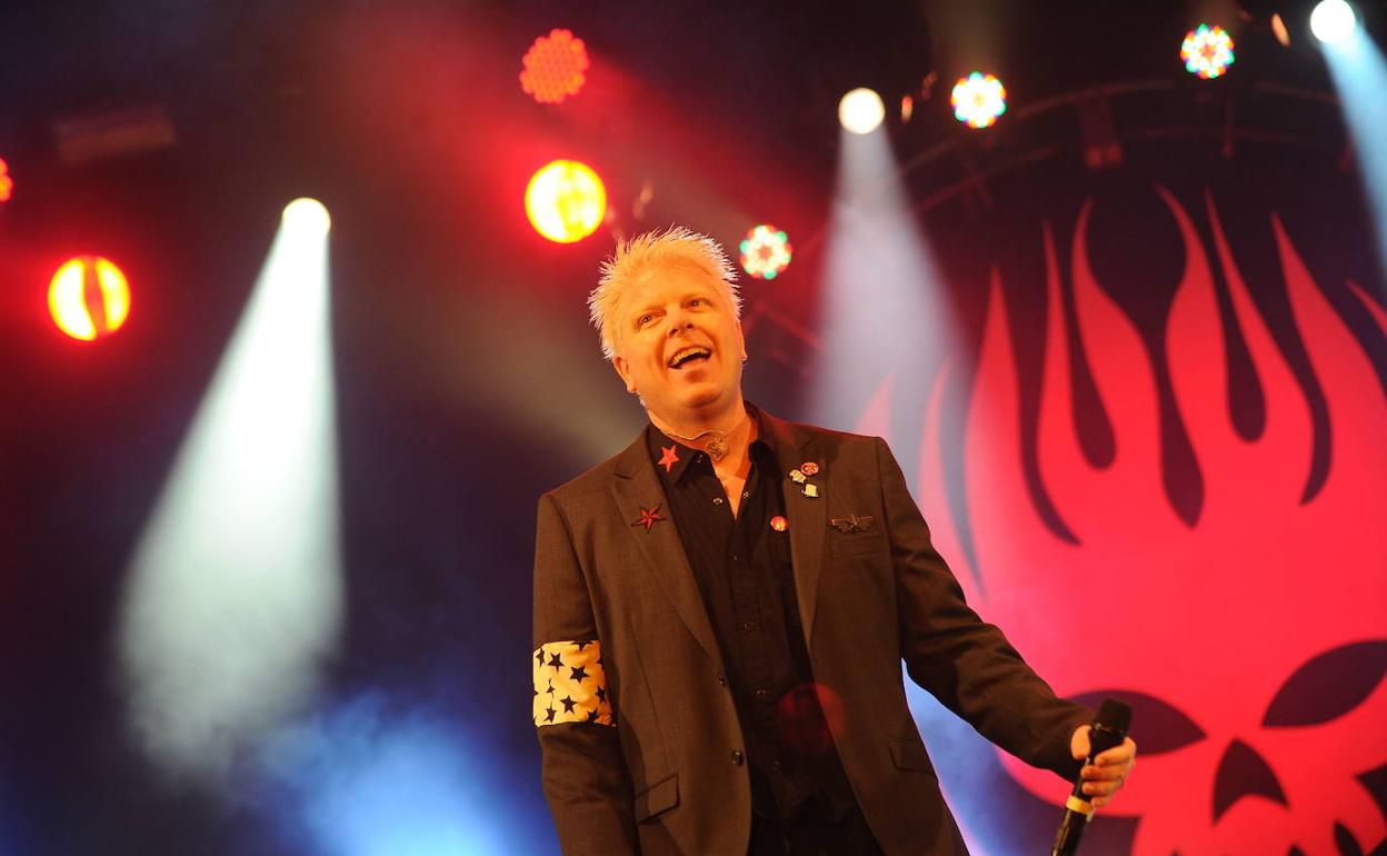 Dexter Holland es el cantante y guitarrista de The Offspring.