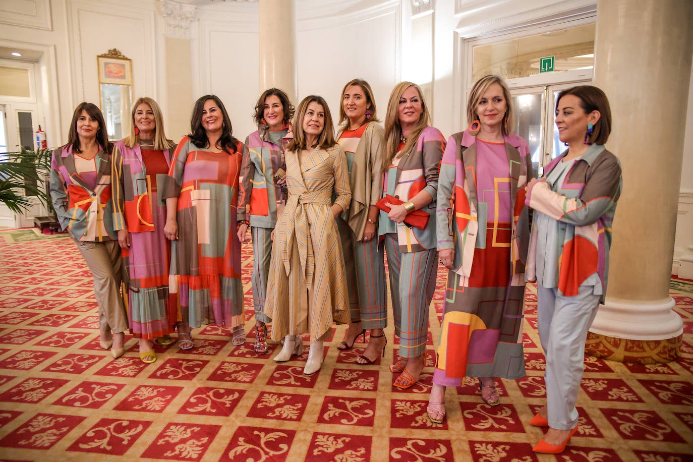 Fotos: «No nos avergüenzan las arrugas ni la talla 50»