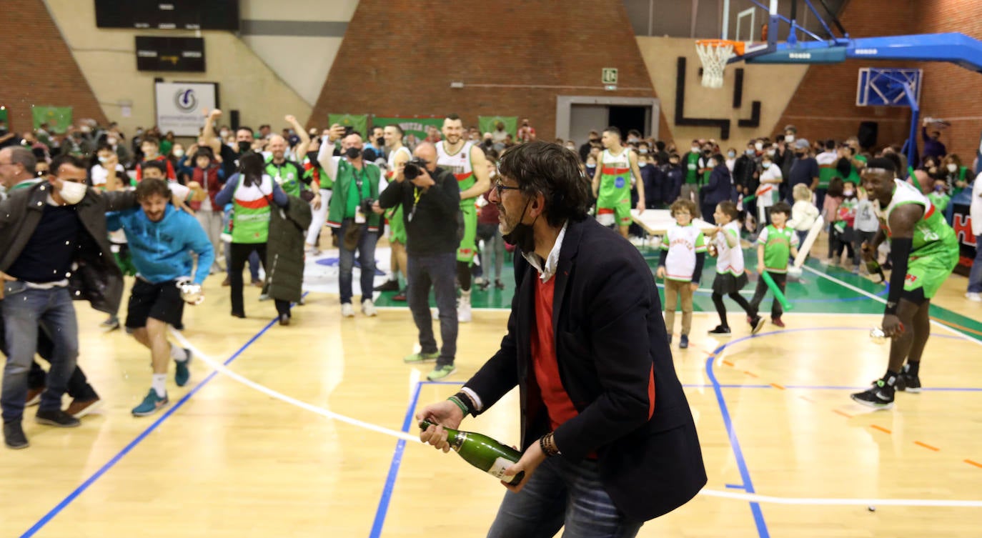 Fotos: El Zornotza se lleva su primera Copa Leb Plata