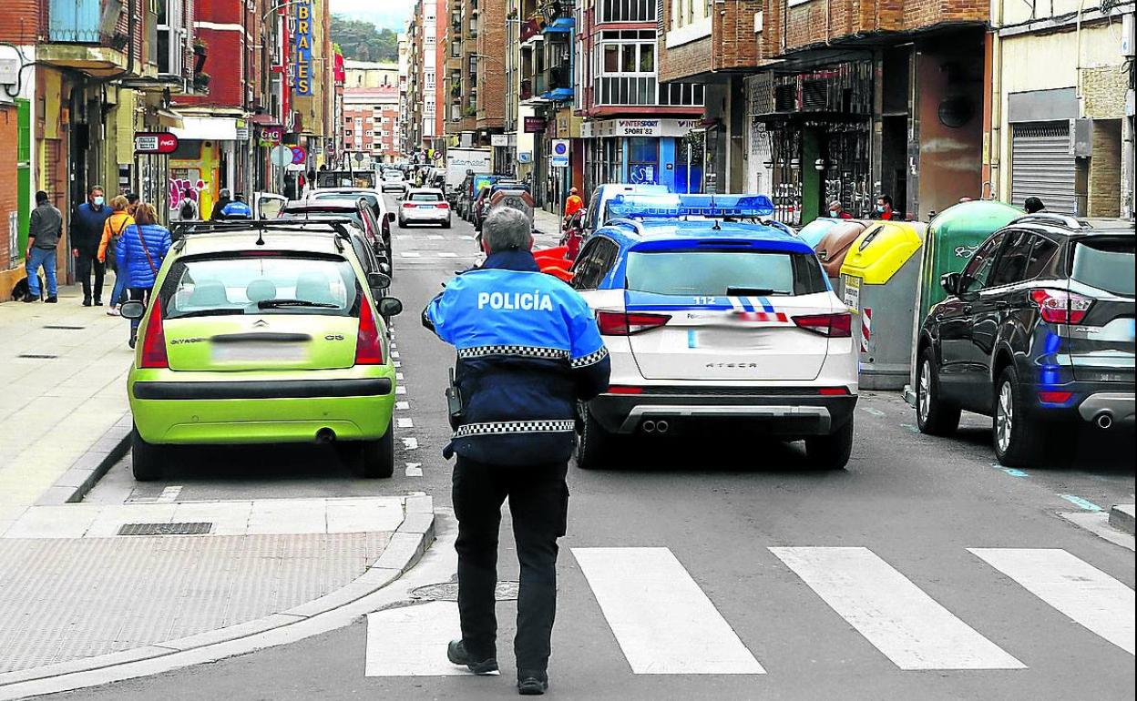 Policía Local representa uno de los mayores gastos en horas extra. 