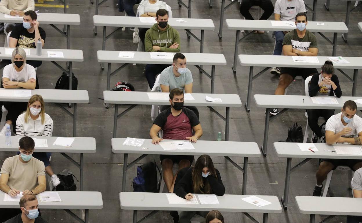 La oferta de empleo que ha convocado Llodio, con 70 puestos, reducirá la temporalidad. 