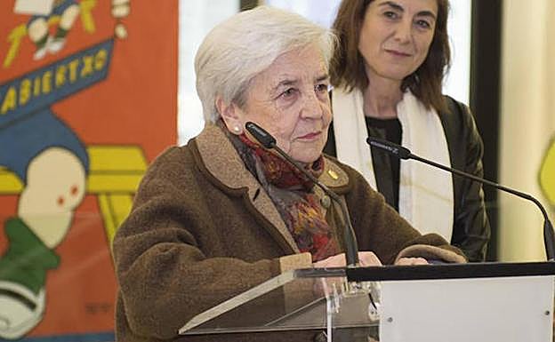 María Ángeles Garai, Euskadiko Artxibo Historikoan 2015ean egindako inaugurazio ekitaldian.