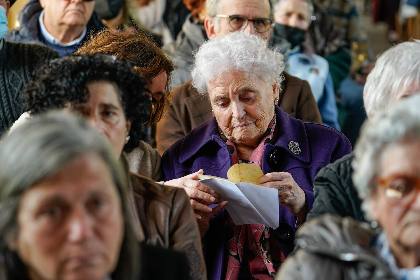 Fotos: Sentido homenaje a las víctimas de la Guerra Civil en Derio