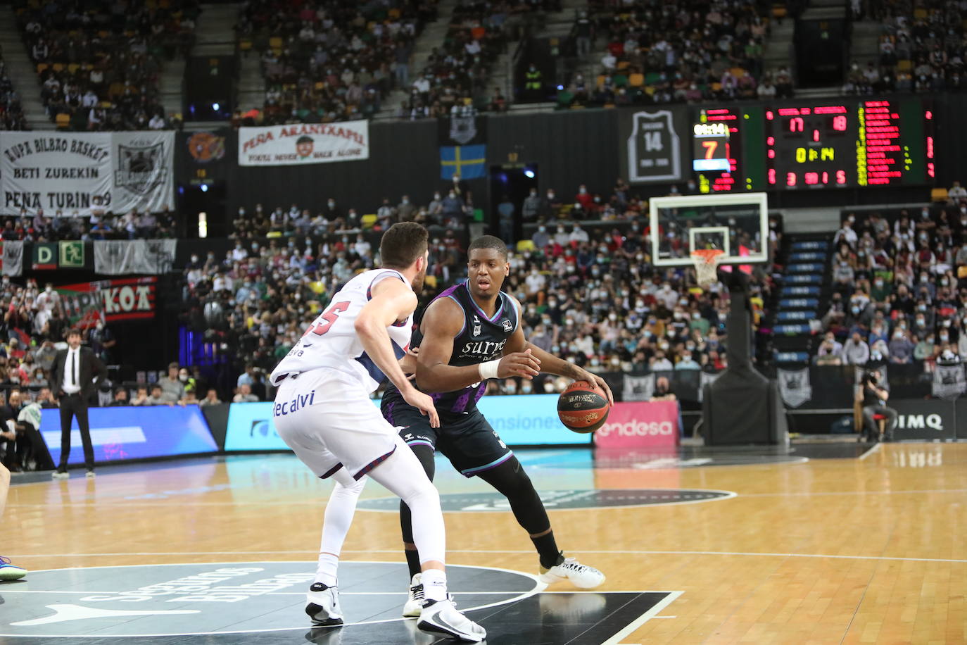 Fotos: Derbi entre el Bilbao Basket y Baskonia, en imágenes