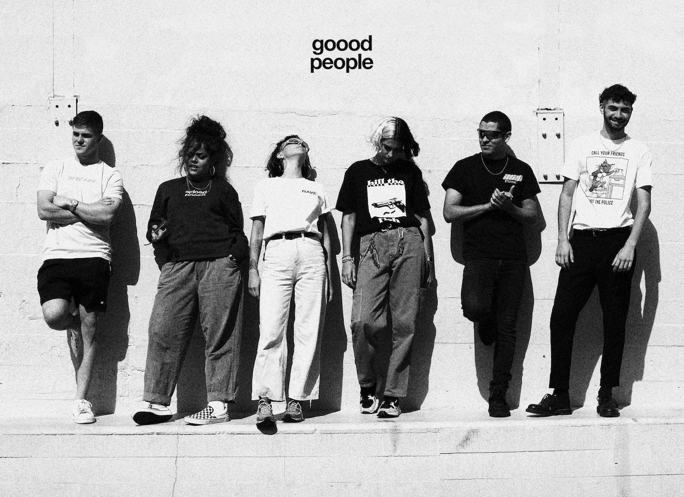 Fotos: Dos ingenieros bilbaínos crean la ropa que no te pondrías para la comunión de tu hijo