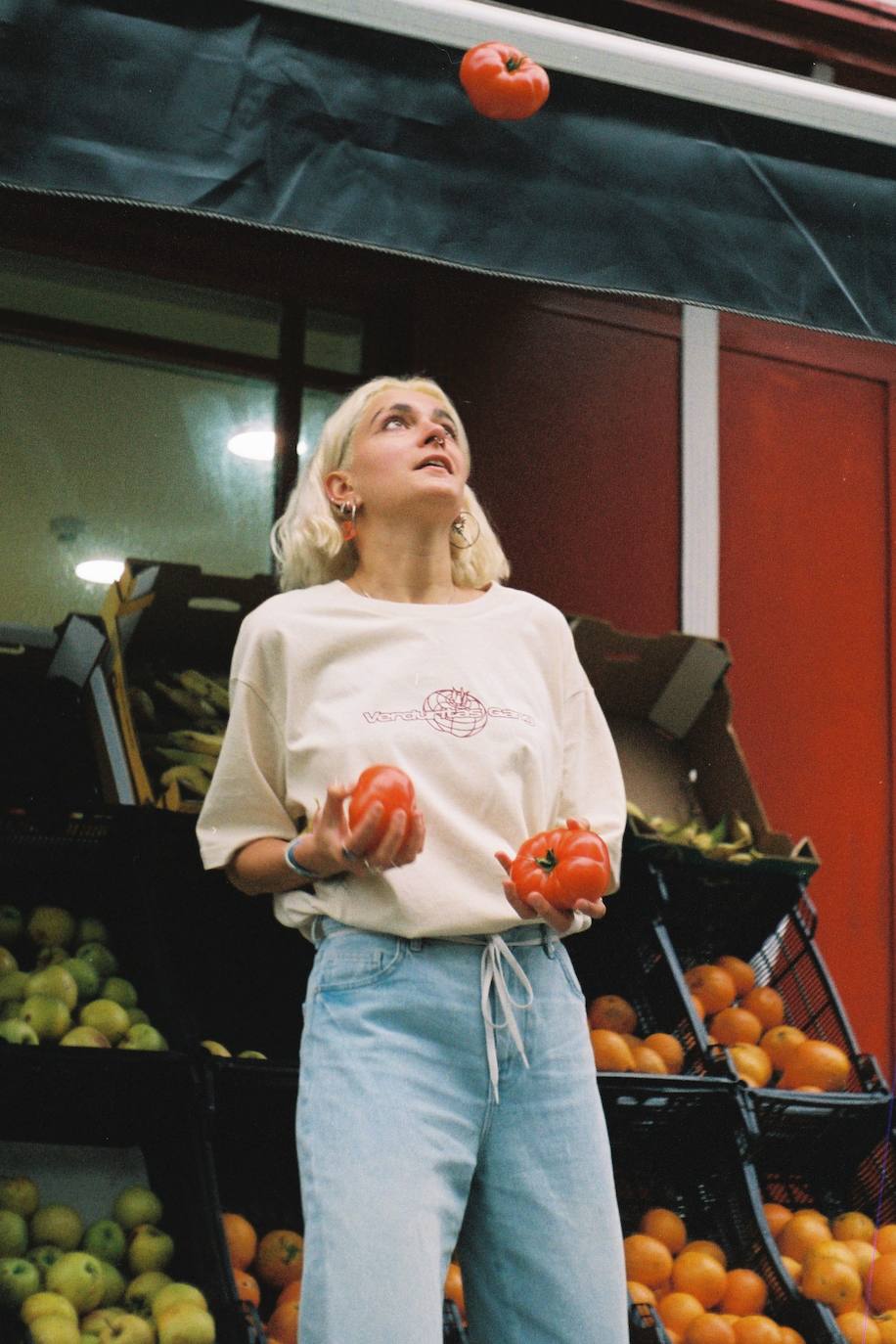 Fotos: Dos ingenieros bilbaínos crean la ropa que no te pondrías para la comunión de tu hijo