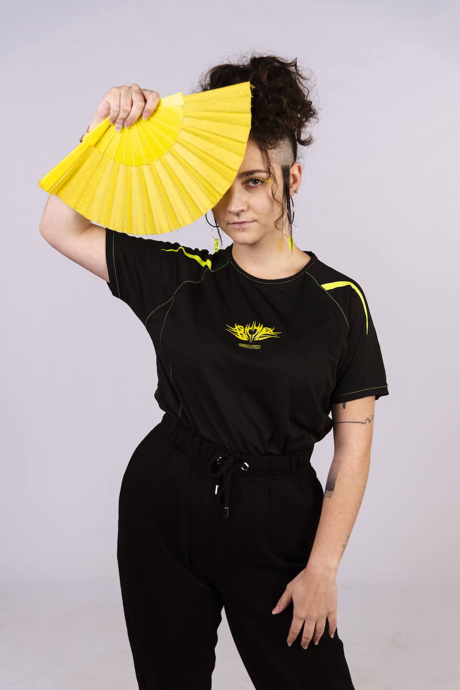 Fotos: Dos ingenieros bilbaínos crean la ropa que no te pondrías para la comunión de tu hijo