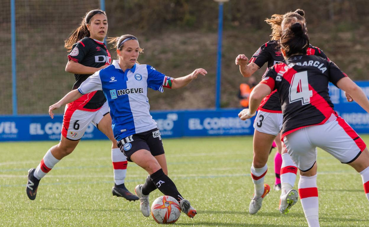 Alba Aznar, en el duelo del pasado fin de semana de las Gloriosas contra el Rayo Vallecano. 