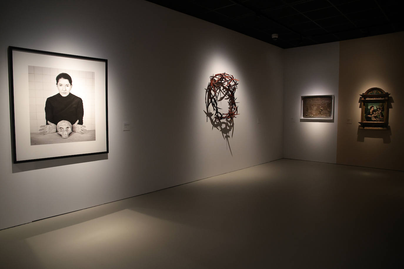 Fotos: La colección BBVA plantea un diálogo entre obras de arte