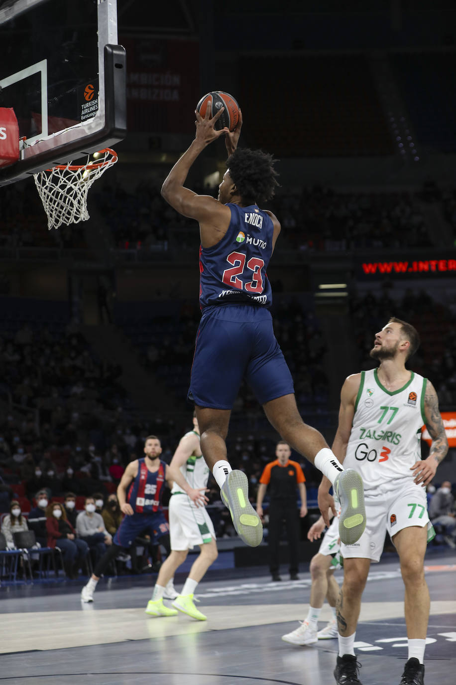Fotos: Las mejores imágenes del Baskonia - Zalgiris