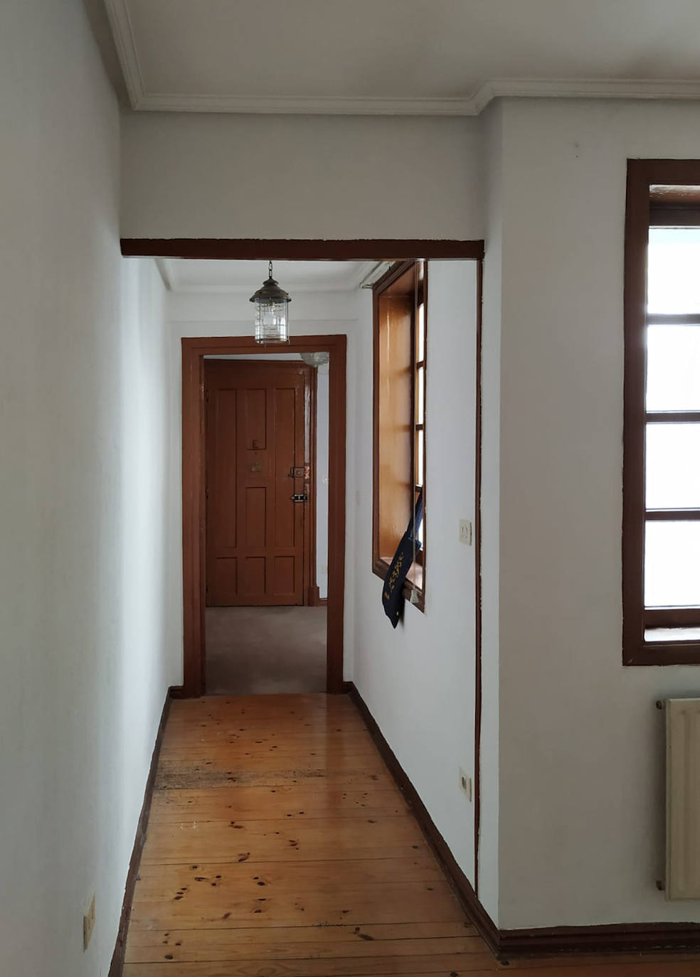 Fotos: Este piso antiguo de Bilbao se ha convertido en un impresionante dúplex minimalista