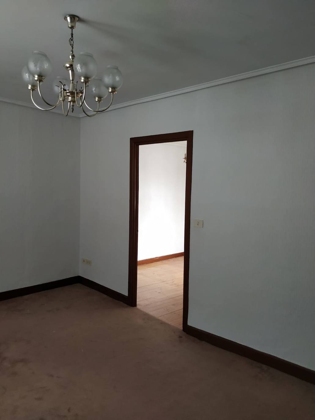 Fotos: Este piso antiguo de Bilbao se ha convertido en un impresionante dúplex minimalista