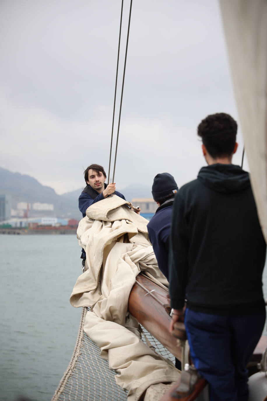 Fotos: “Los estudiantes de la Náutica navegan en el Saltillo”