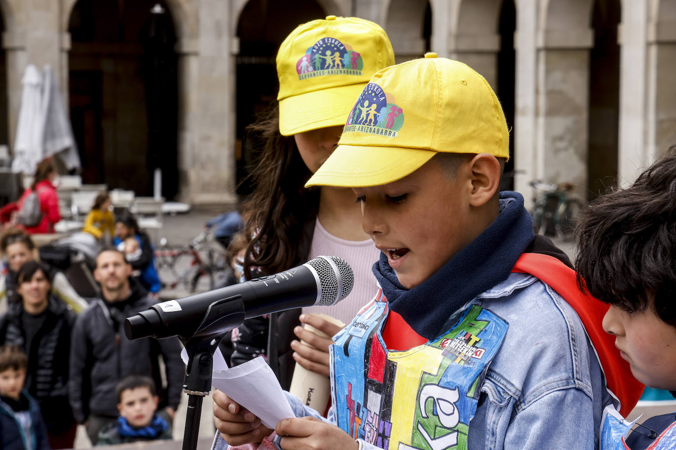 Fotos: Las mejores imágenes de la Korrika Txikia en Vitoria