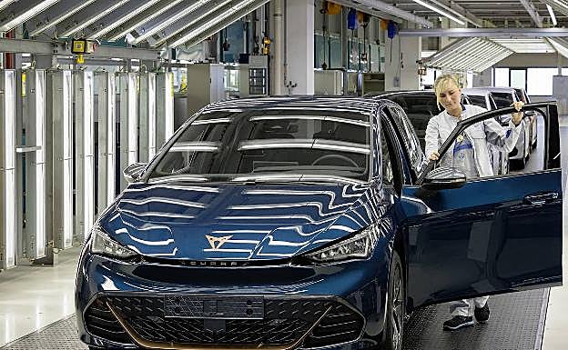 Volkswagen afirma que la escasez de chips se alargará hasta 2024