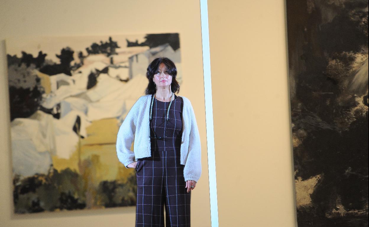 La artista Txarro Arrazola en el museo Artium, donde se expuso la muestra 'Una magnífica explotación'. 