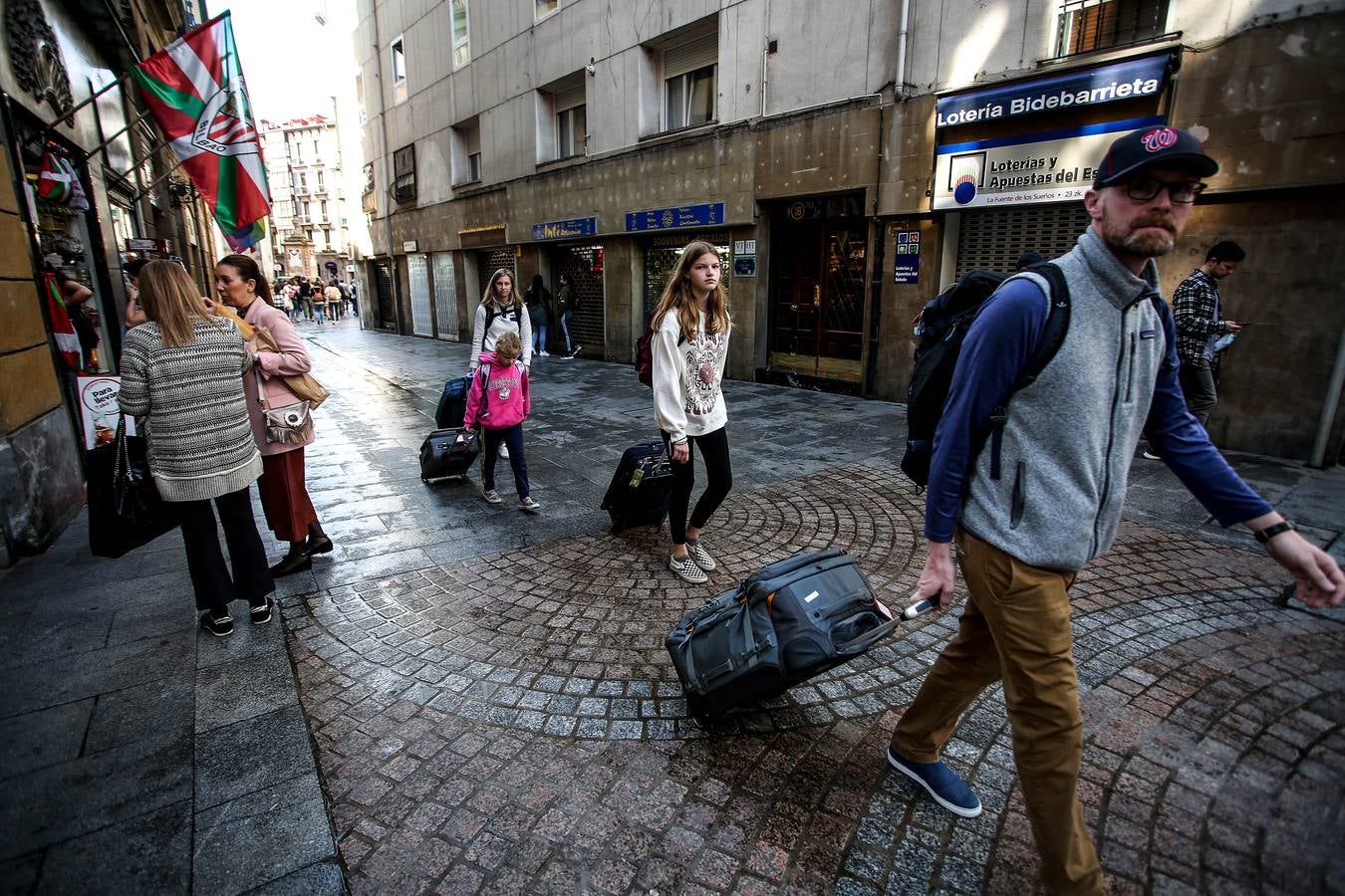 Fotos: Los turistas llenan Bizkaia