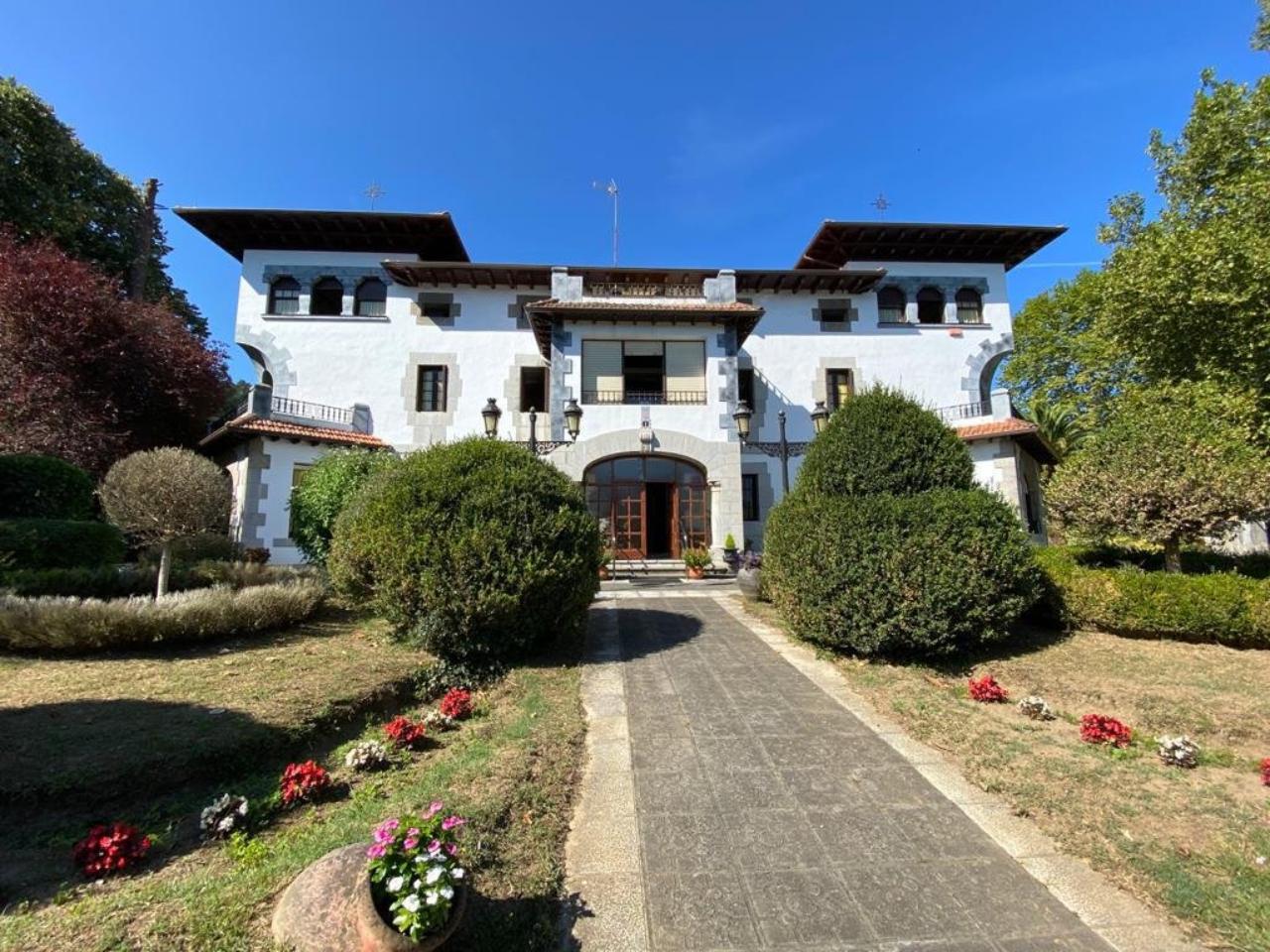 Entre dos culturas en Dima