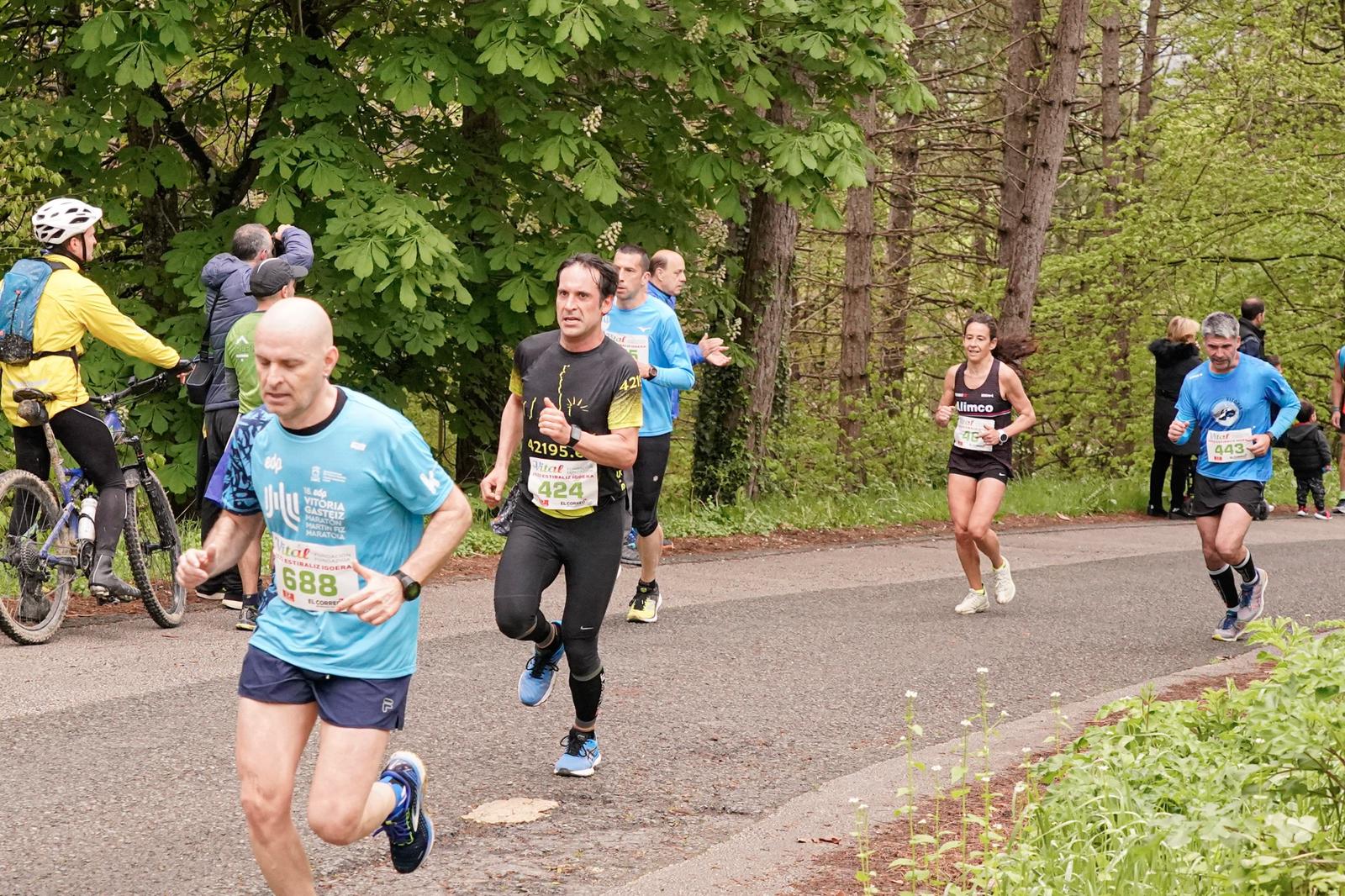 Fotos: Julen Ozaeta y Arrate Mintegui, vencedores de la 35 edición de la Subida a Estíbaliz