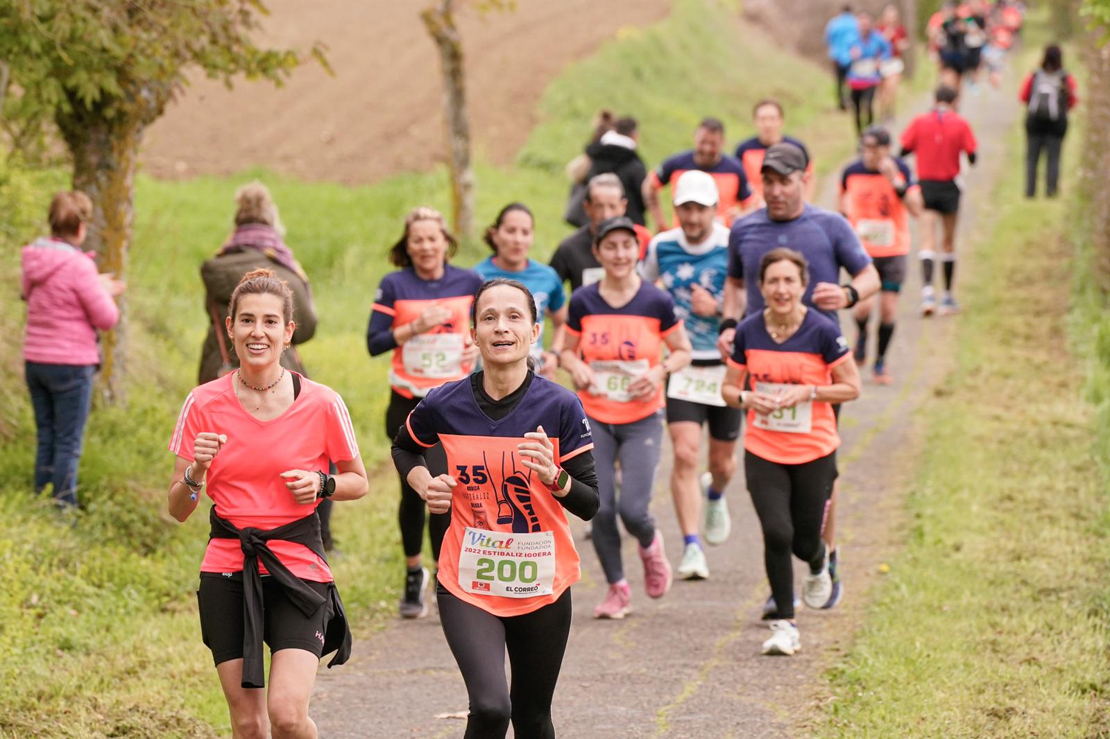 Fotos: Julen Ozaeta y Arrate Mintegui, vencedores de la 35 edición de la Subida a Estíbaliz