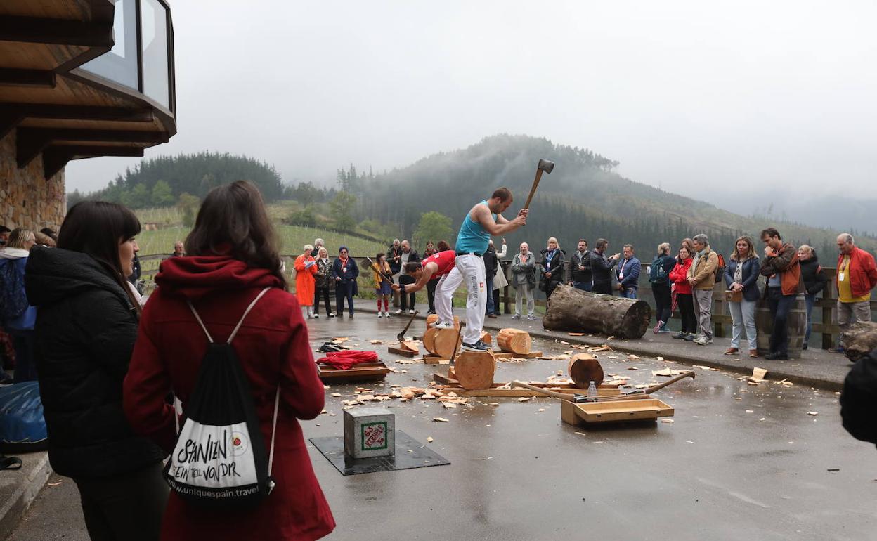 Los turoperadores se sumergen a fondo en Bizkaia