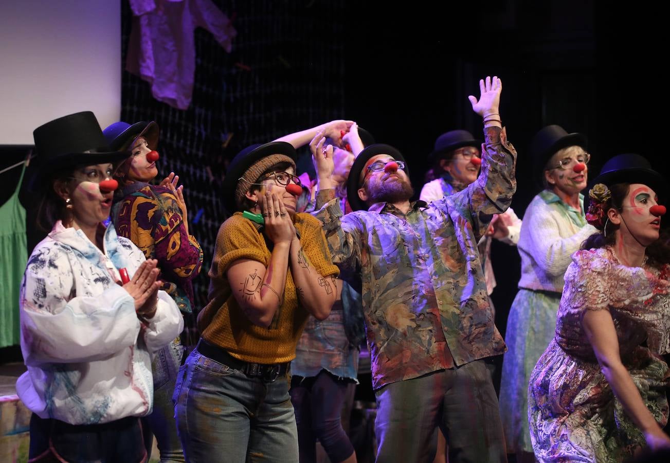 Fotos: Teatro comunitario en Otxarkoaga