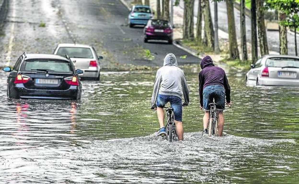 Amvisa tratará de frenar las inundaciones del Alto de Armentia.