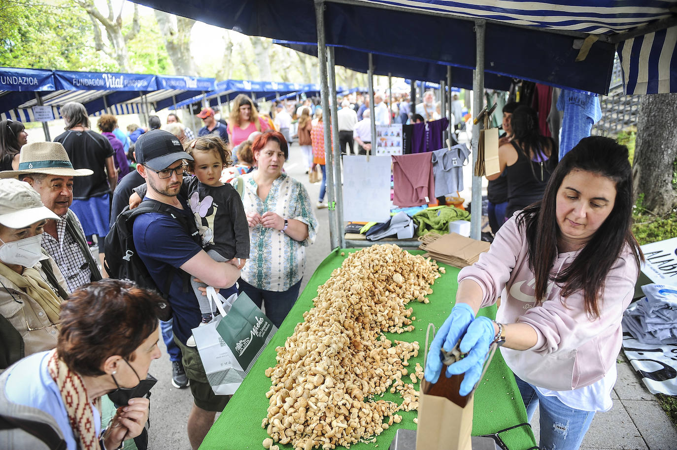 Fotos: Ambientazo en la Feria del Perritxiko de Kuartango