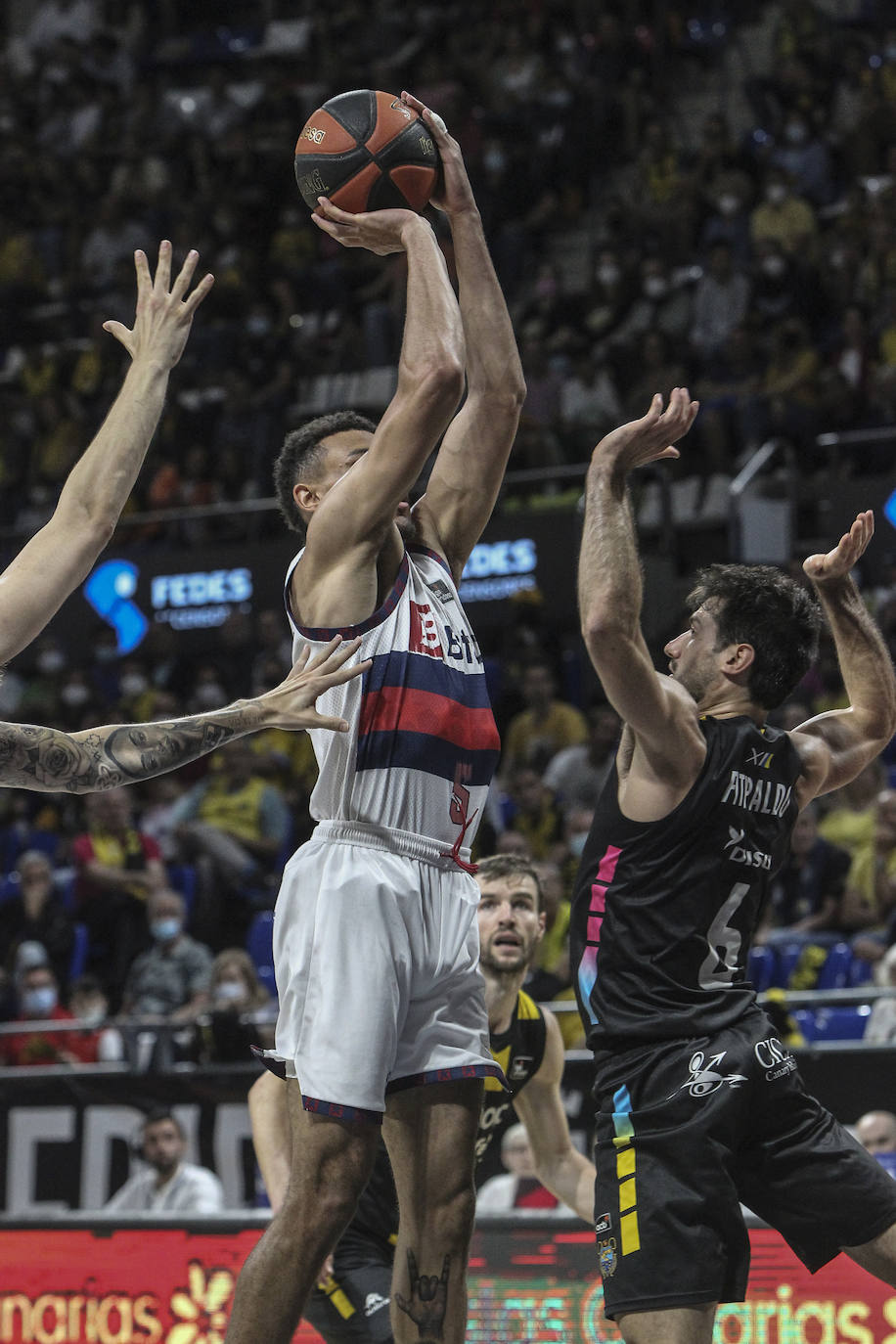 Fotos: Tenerife - Baskonia, en imágenes