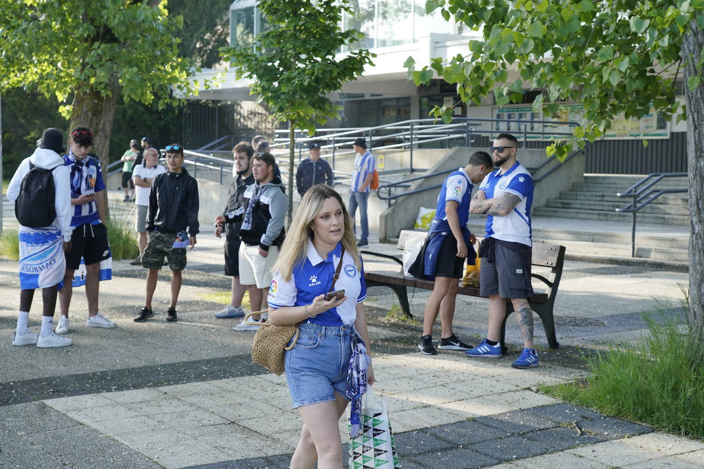 Fotos: El alavesismo arropa a su equipo