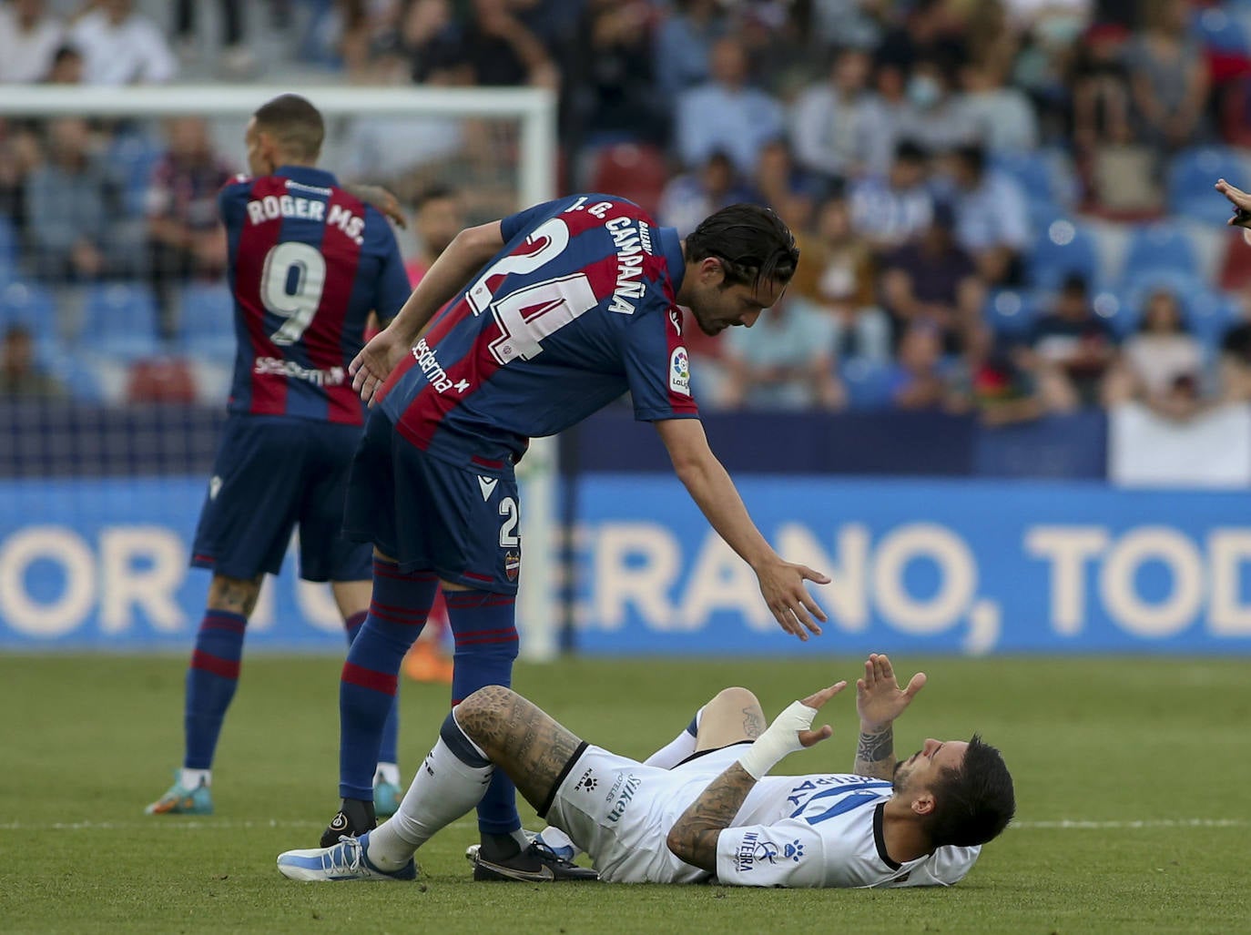 Fotos: Levante - Alavés, en imágenes