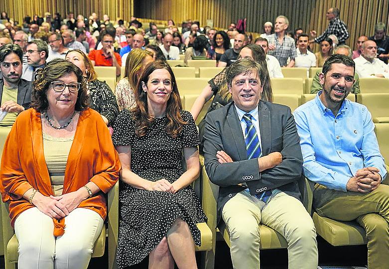 Itziar Gonzalo de Zuazo, Maider Echevarría, Carlos Ibarlucea y Óscar Fernández.