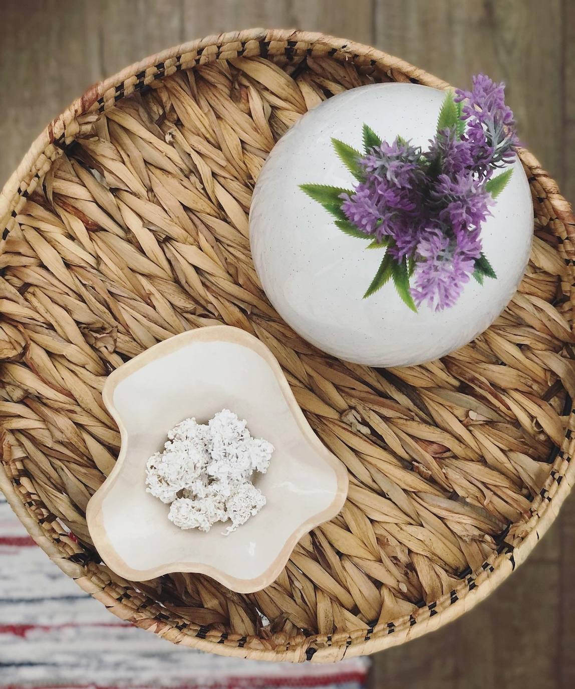 Fotos: Una profesora de Algorta crea originales jarrones inspirados en las historias de sus alumnos