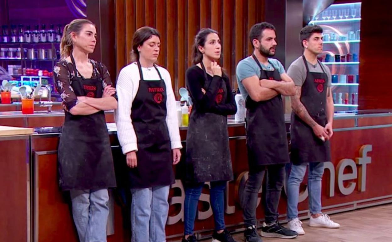 Masterchef: Decisión inédita de los jueces y el bilbaíno Adrián, en la cuerda floja