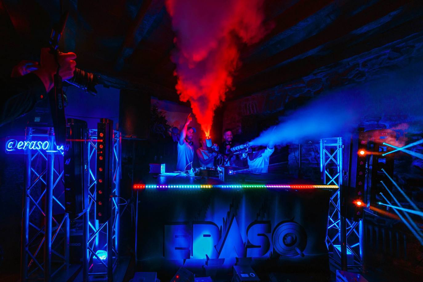 Fotos: La boda circense de Isma, de &#039;El Conquistador del Caribe&#039;, e Iraia en el Valle de Arratia