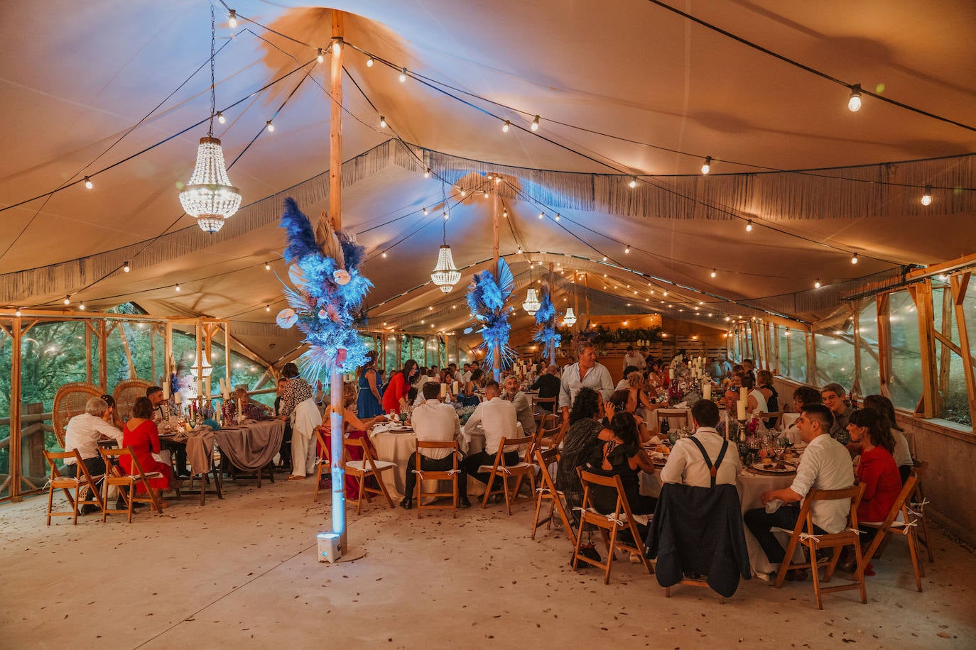 Fotos: La boda circense de Isma, de &#039;El Conquistador del Caribe&#039;, e Iraia en el Valle de Arratia