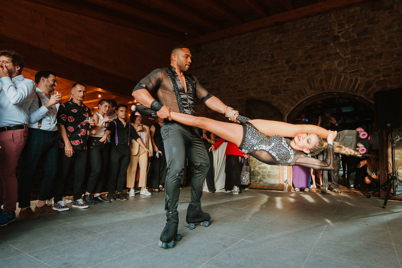 Fotos: La boda circense de Isma, de &#039;El Conquistador del Caribe&#039;, e Iraia en el Valle de Arratia