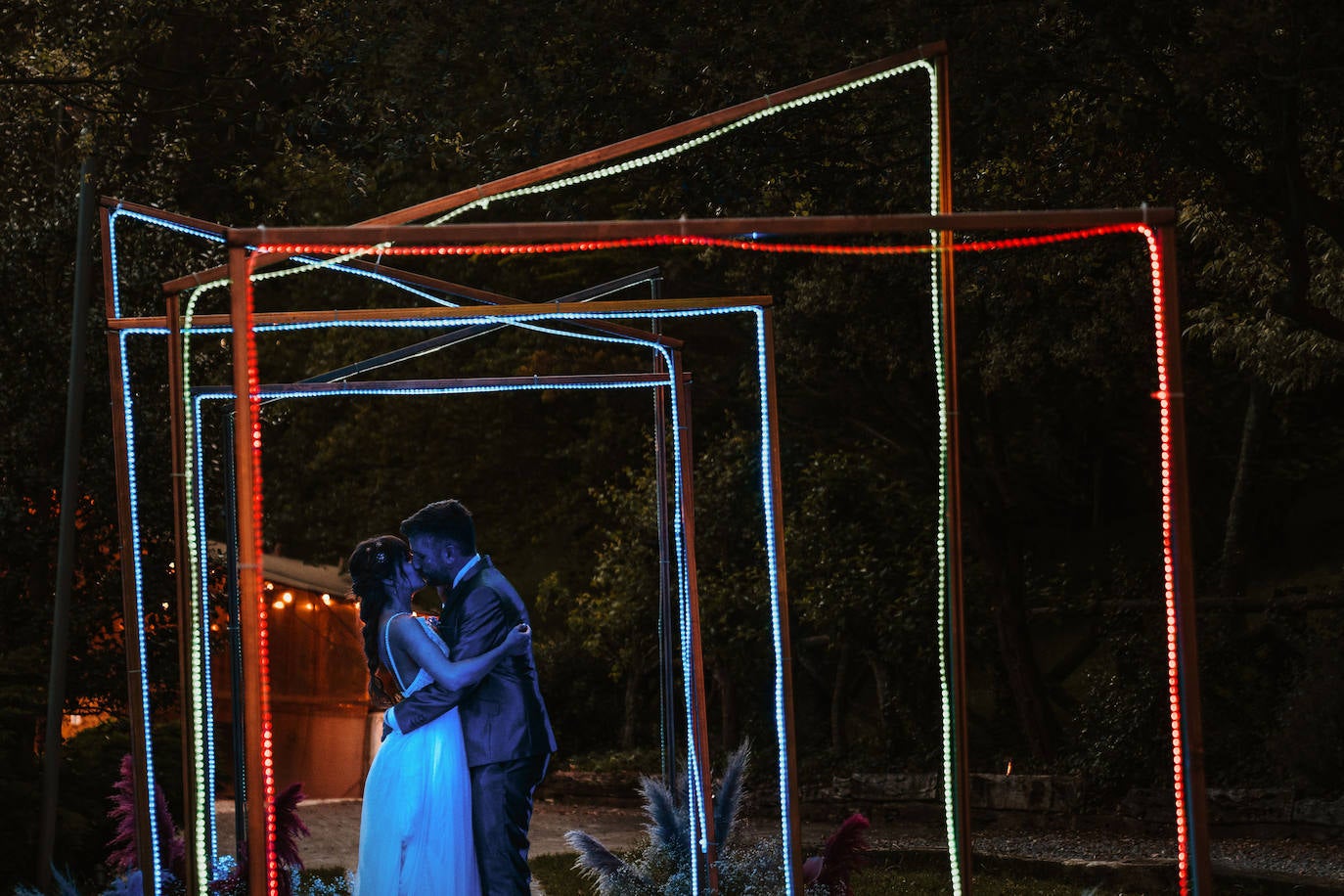 Fotos: La boda circense de Isma, de &#039;El Conquistador del Caribe&#039;, e Iraia en el Valle de Arratia