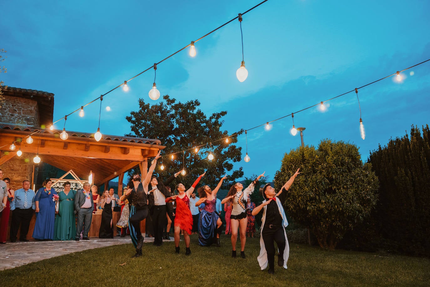 Fotos: La boda circense de Isma, de &#039;El Conquistador del Caribe&#039;, e Iraia en el Valle de Arratia