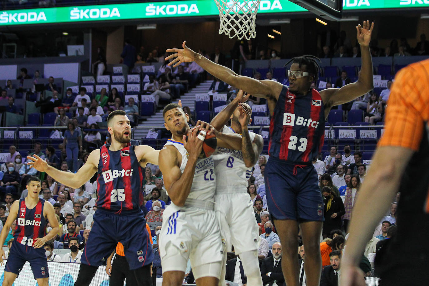 Fotos: Las mejores imágenes del Real Madrid - Baskonia