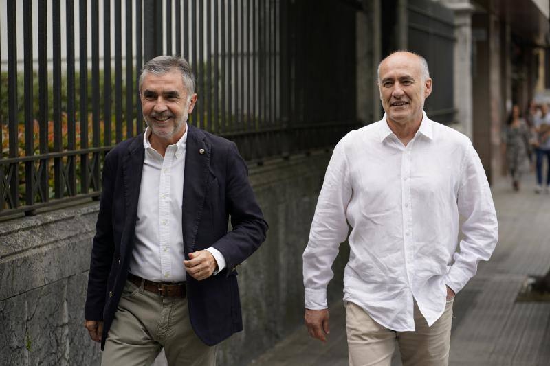 Fotos: Presentación de avales de los tres precandidatos a presidir el Athletic