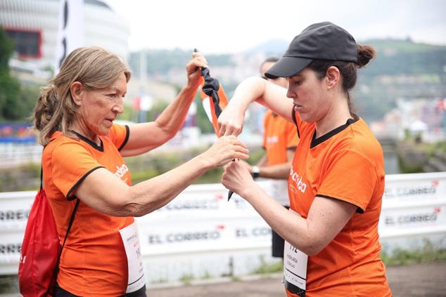 Fotos: Compañerismo y deporte por las calles de Bilbao